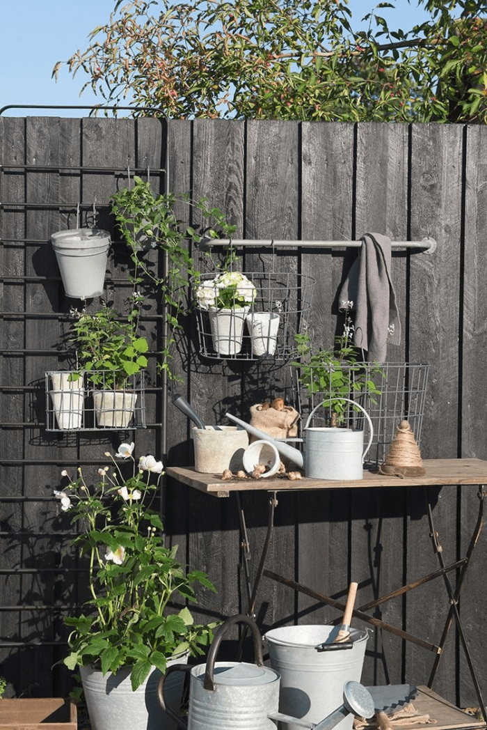 Decorating With Plant Pots In Farmhouse Design 