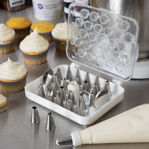 Piping Tip Set In Stainless Steel - Gifts For Chefs And Bakers