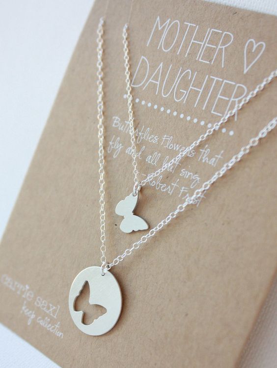 touching wedding gift for daughter from mom