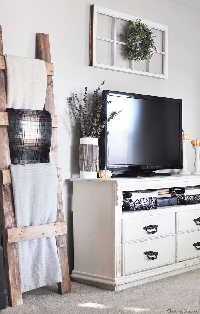 60+ Best Farmhouse Living Room Decor Ideas You Should Know 167 Farmhouse Living Room Decor Ideas