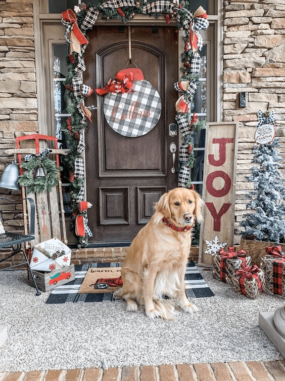 Tartan Farmhouse Christmas Decor