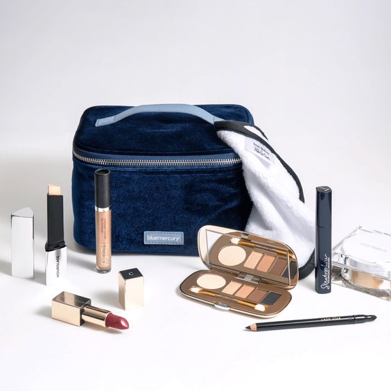 Adorable Makeup Bag - Lifetime Memorable Gifts For Her