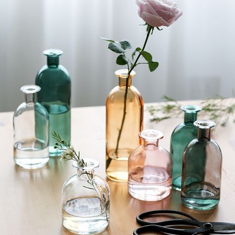 transparent flower vase - gifts that last a lifetime for her