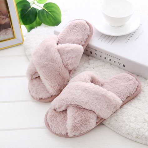 Cozy slippers: unique gifts for women