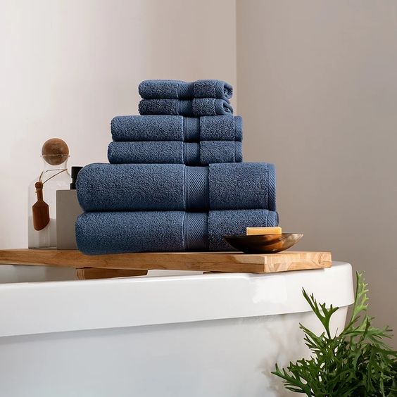 Bathroom Towels: Gifts For Newly Married Couple