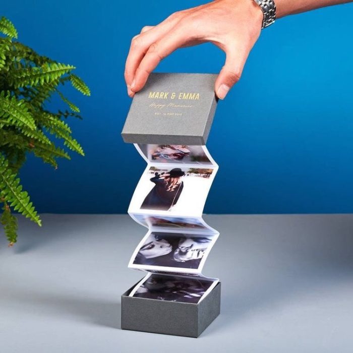 give Photo Pop-up Boxes as personalized wedding gifts