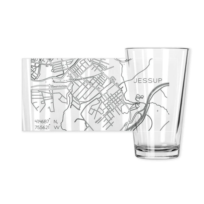 Map Pint Glass as customized wedding gifts for couple