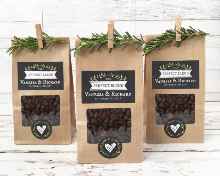 Give Coffee Bags as personalized wedding favors that make guest feel special