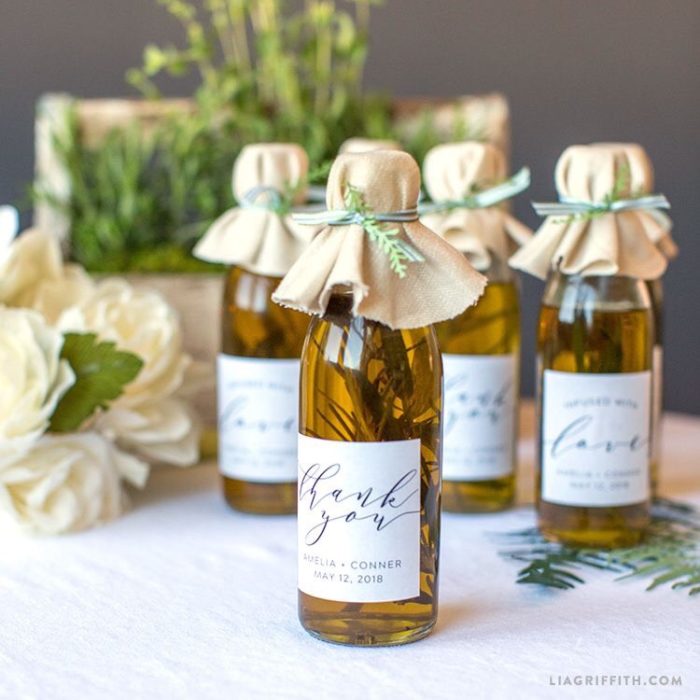 Give Olive Oil As Personalized Wedding Gifts For Guests With Names And Wedding Date