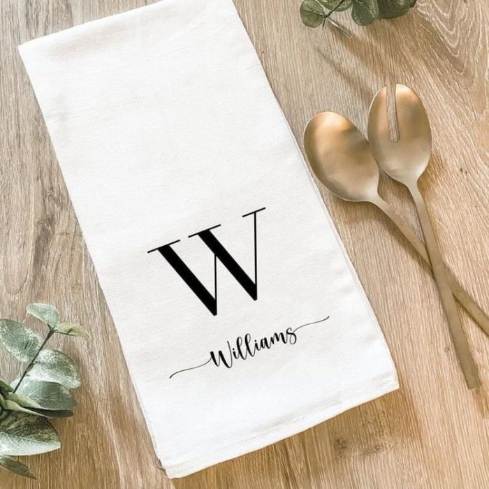 Give Tea Towels as unique wedding favors for guest