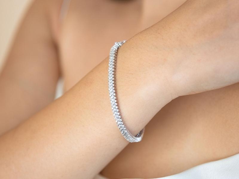 Diamond Bracelets for the modern 10 year anniversary