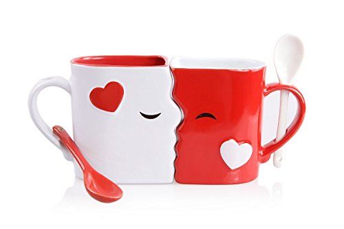 Best Gifts For Boyfriends On Valentine'S Day - Kissing Mugs Set