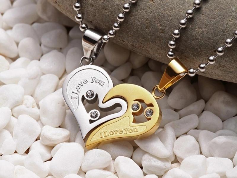 Couple Heart Necklace For Valentine'S Day Gifts For Couples