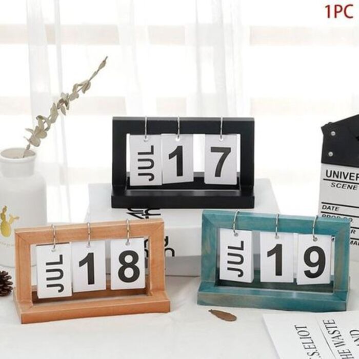 Unique desk calendar. Source: Pinterest