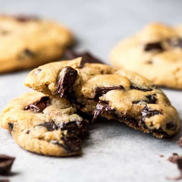 Cookies - Unique DIY valentine gifts for coworkers. Source: Pinterest