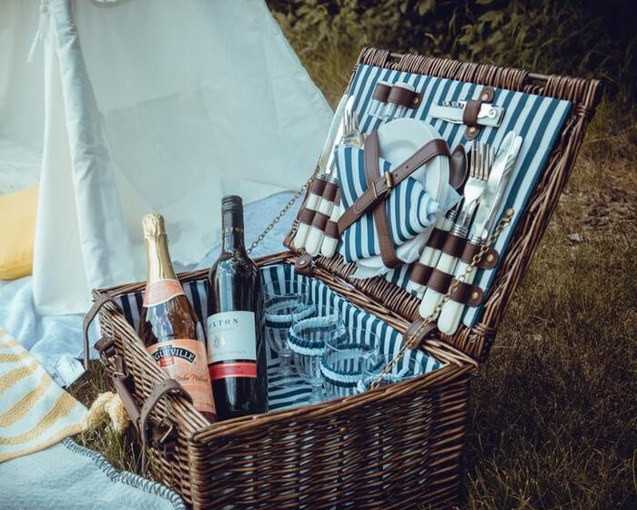 Best personalized gift for wife - Monthly wine subscription 