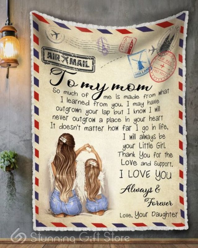 best Mother's day gifts Beautiful blanket with a warm quote on