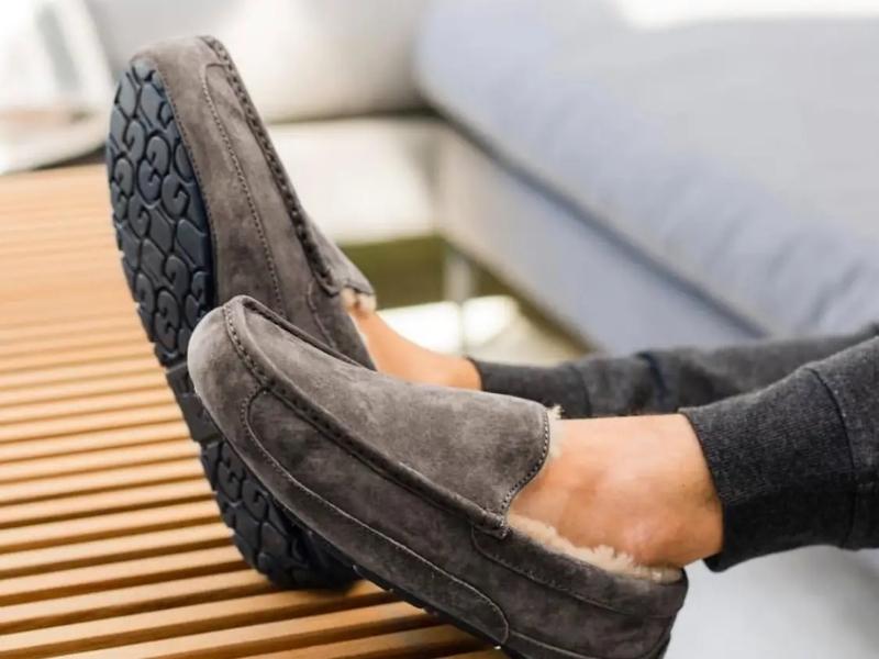 Slippers for men for anniversary gift ideas for men