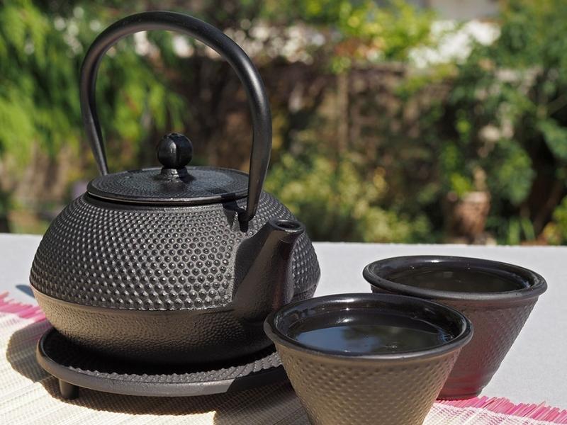 Iron Teapot Set for the year 6 anniversary gift