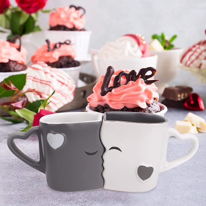Kissing Cups. Funny Gifts For A Bride.