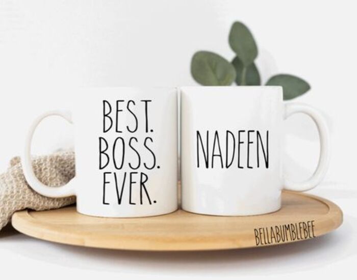 Gift ideas best sale for female boss