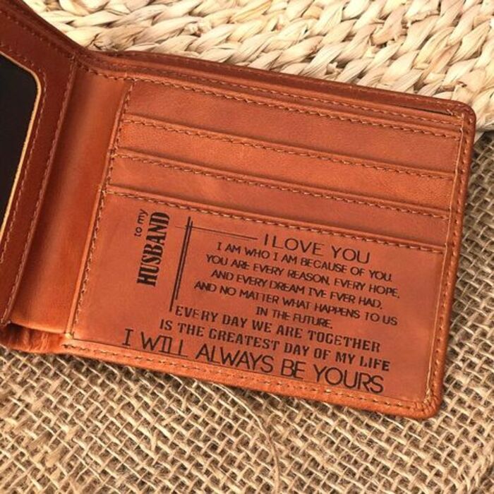 Heartfelt leather wallet gift