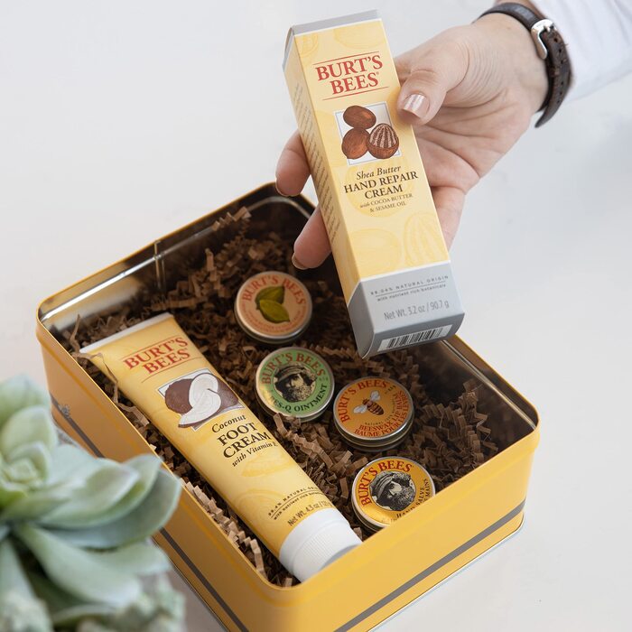 Mother'S Day Gifts For Sister Burt'S Bees Classics Gift Set