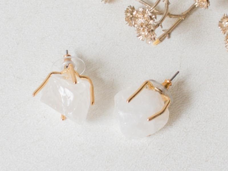 Quartz Stud Earrings for traditional seventh anniversary gemstone