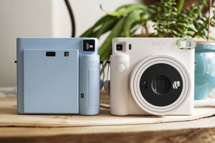 Instant camera - Stunning gift for her 