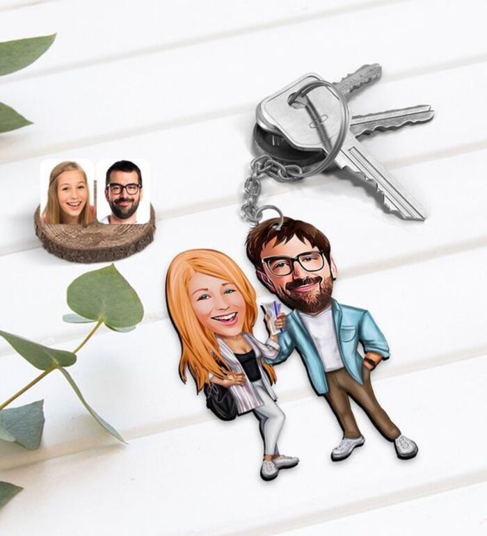 Custom keychain - creative gift for wife
