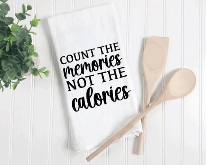 Funny dish towels as gag gifts for mom