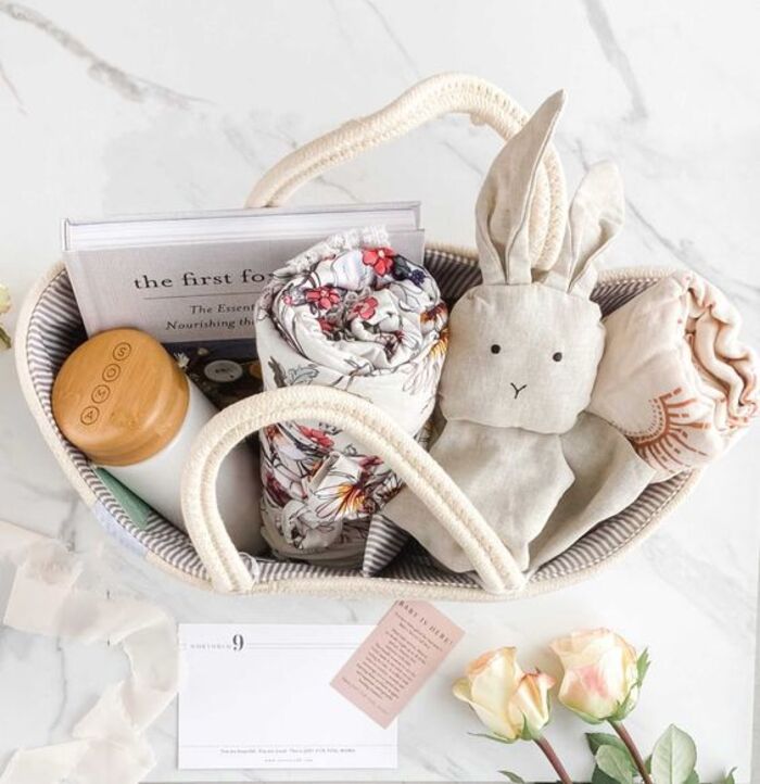 Cool gift set - unique baby shower gifts for mom-to-be