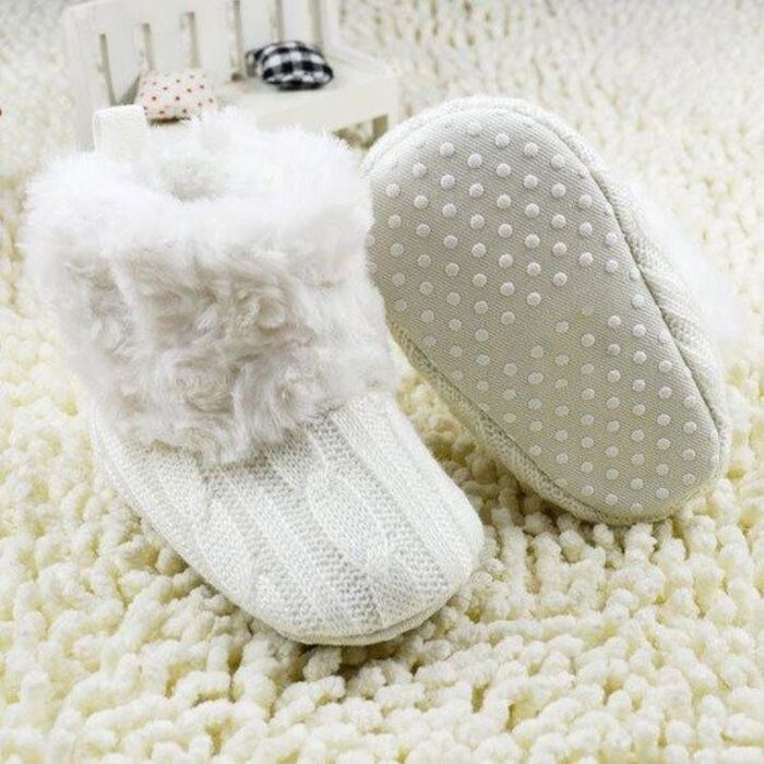 Warm booties as the best baby shower gifts for mom