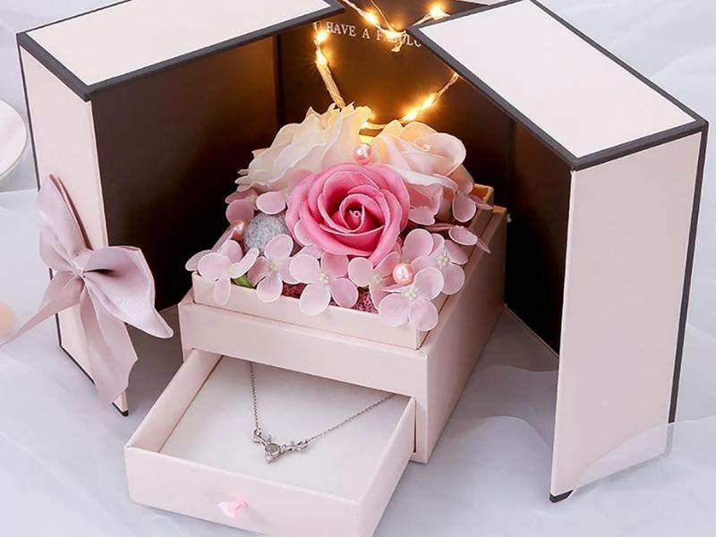 Girlfriend Rose & Jewelry Gift Box Set for 6 month dating gifts for her