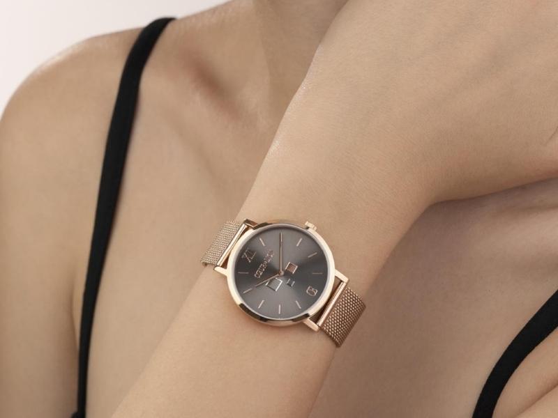 Mocha Matt Milanese Watch For The 15 Year Anniversary Gift For Her