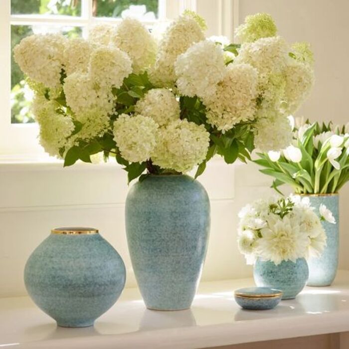 Ceramic vases - best gifts for stepmom