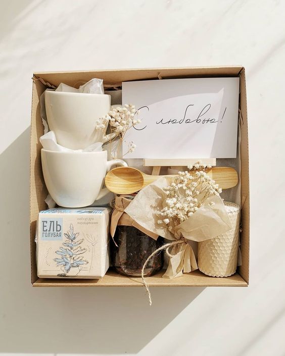 Подарки коллегам-женщинам - чайный мини-подарочный набор