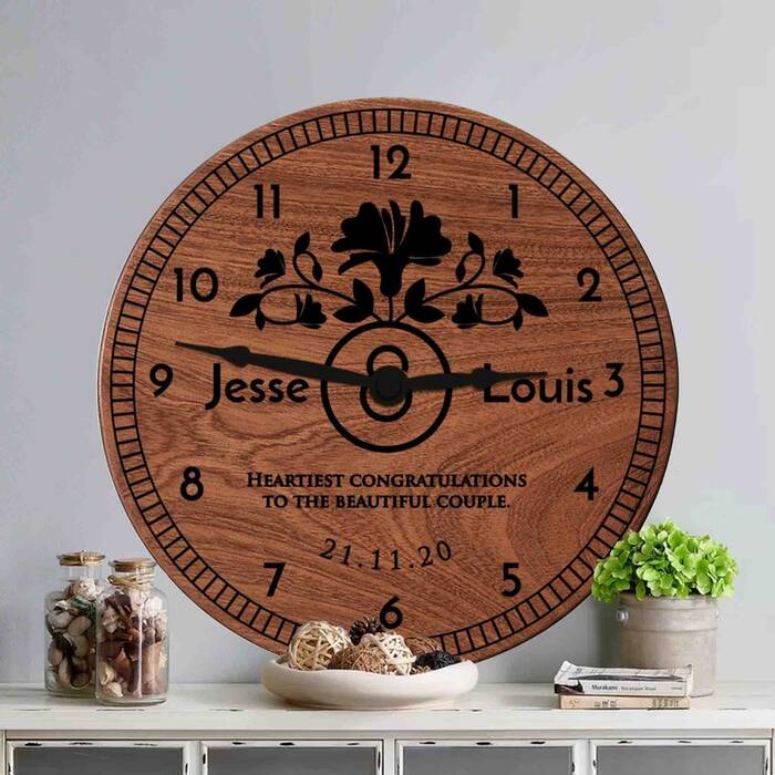  Vintage Wall Clock - wedding gift ideas last minute.