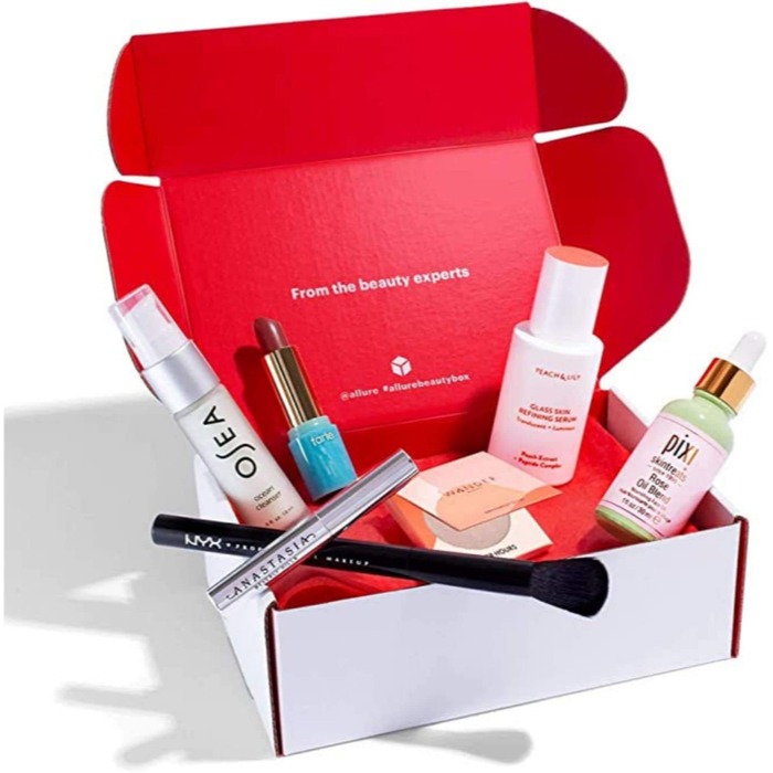 Long Distance Mother’s Day Gifts Beauty Box Subscription