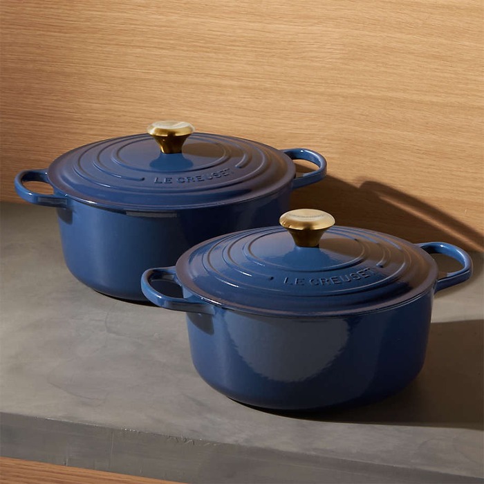 last minute long distance mother's day gifts Le Creuset Round Dutch Oven