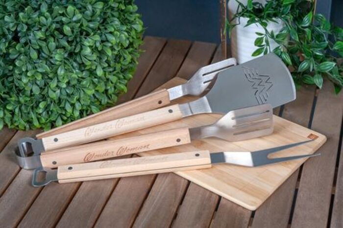 Grill Set - Best Wedding Presents For Older Couples