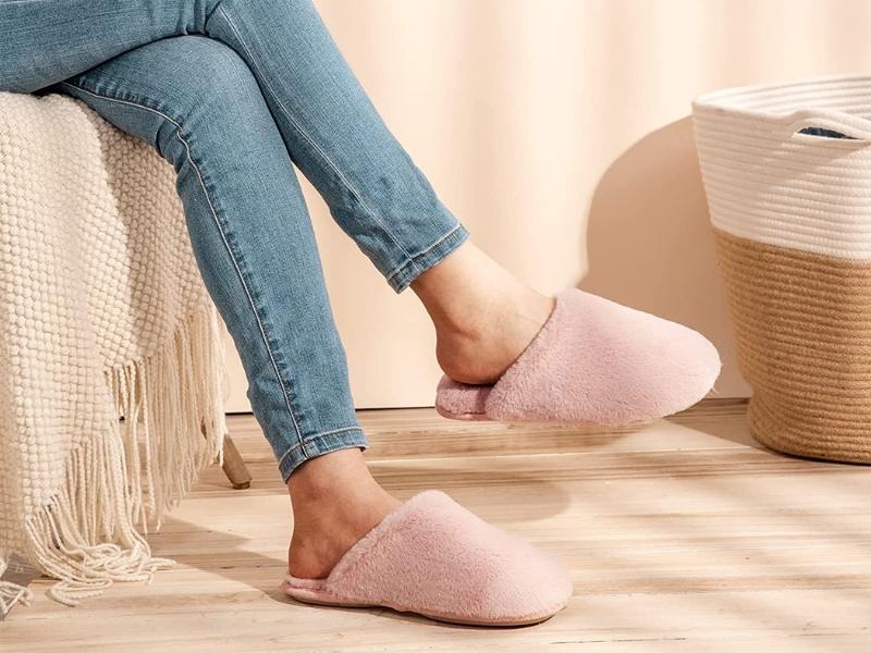 Snug Slippers for gifts for bridesmaid on wedding day 