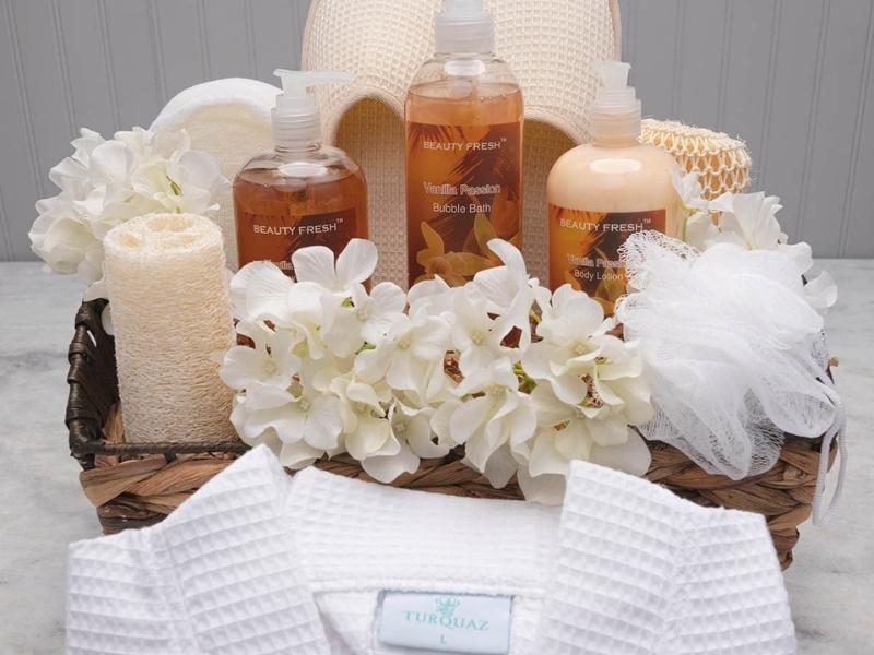 Spa Gift Baskets for gift ideas for bridesmaids on wedding day