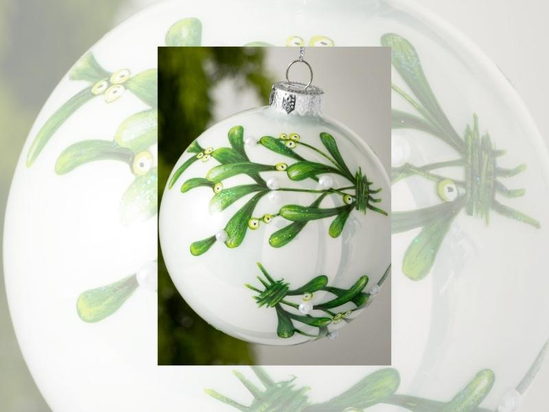 Porcelain Pearl Mistletoe Decorations For The 18Th Anniversary Gift