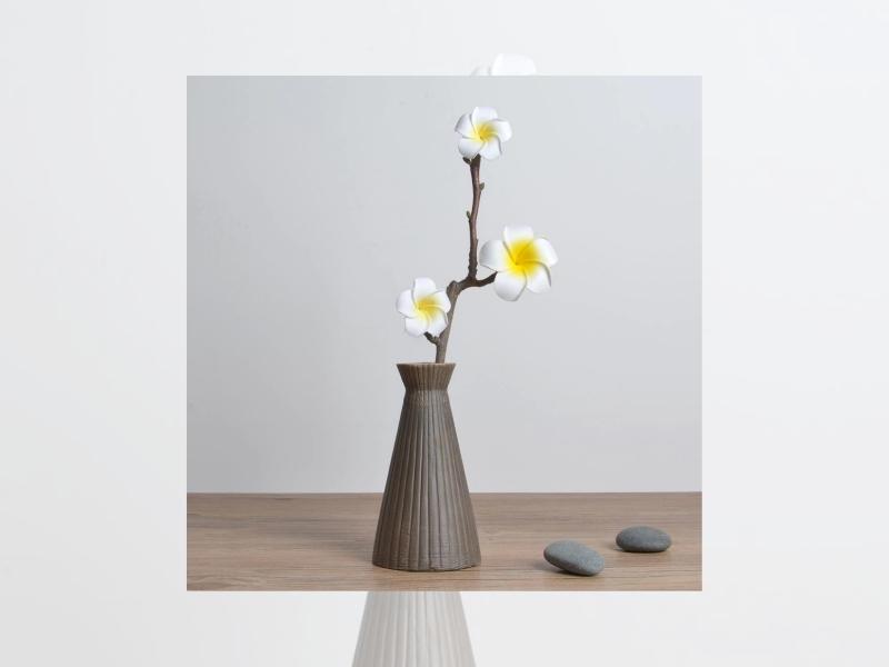Ceramic Flower for the 18th traditional modern gift