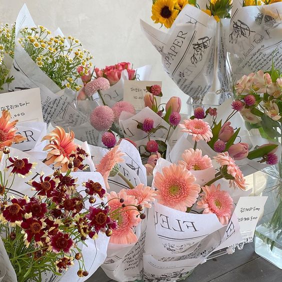 long distance relationship gifts for her - Fresh flowers delivered to their door