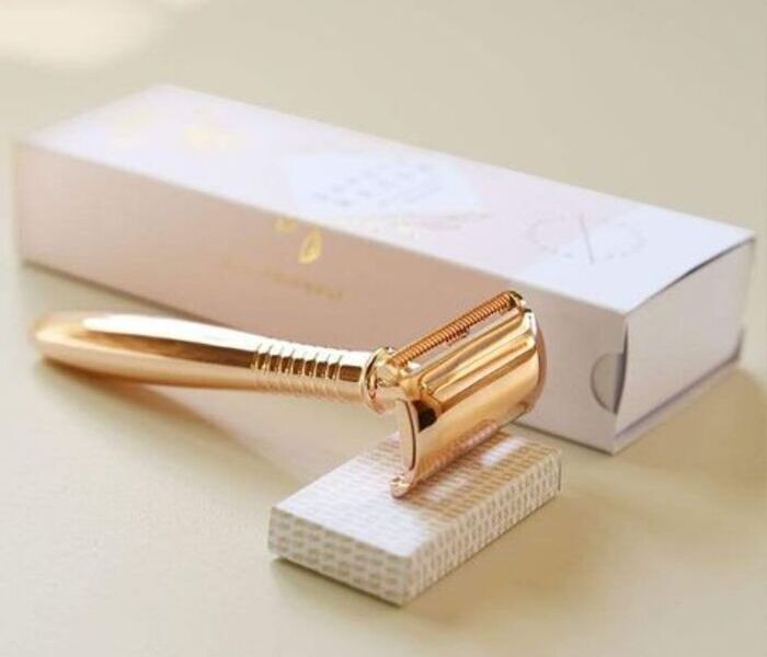 Gold razor for expensive gifts for girlfriend
