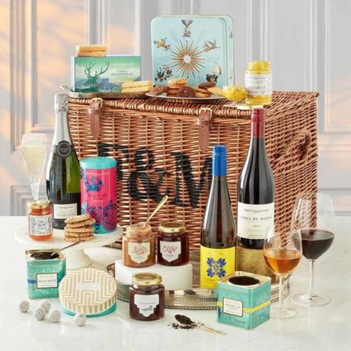 F&M hamper for luxury gift ideas for girlfriend