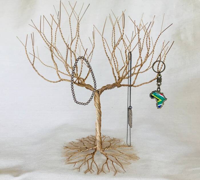 Jewelry Tree Stand - wedding gifts for couples India. 