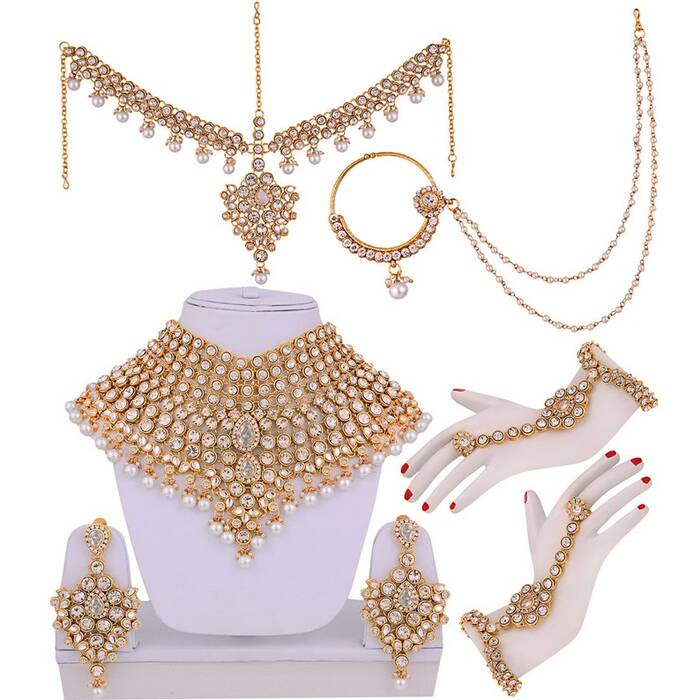 Jewelry Set - wedding gifts for couples India. 